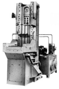Станки прошлых лет: полуавтоматы вертикального протяжения снятые с производства. Мы подберем современные аналоги!