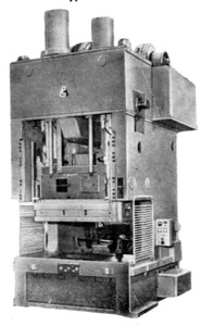 Оборудование снятое с производства: Прессы двухкривошипные простого действия. Уже не поставляется, но мы поможем подобрать со