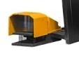 Stalex SBJB 3x1500 
  Ножное управление  
 Педаль позволяет удерживать деталь обеими руками, повышая точность и качество работы  
